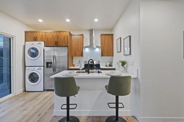 3582 HATTERAS, San Diego, CA 92117