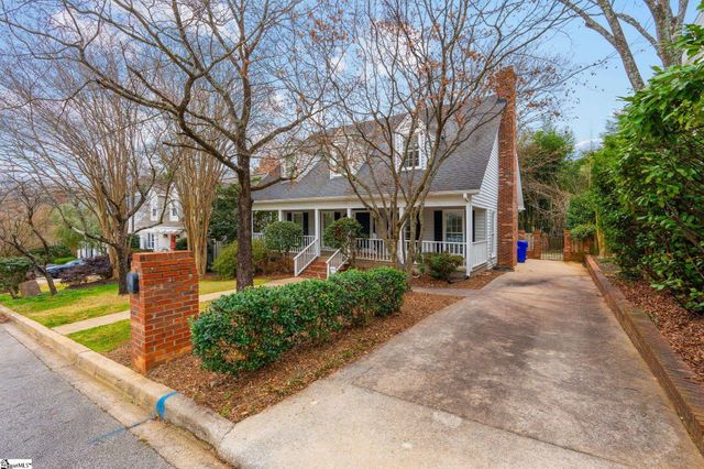 32 Oak Crest Court, Greenville, SC 29605