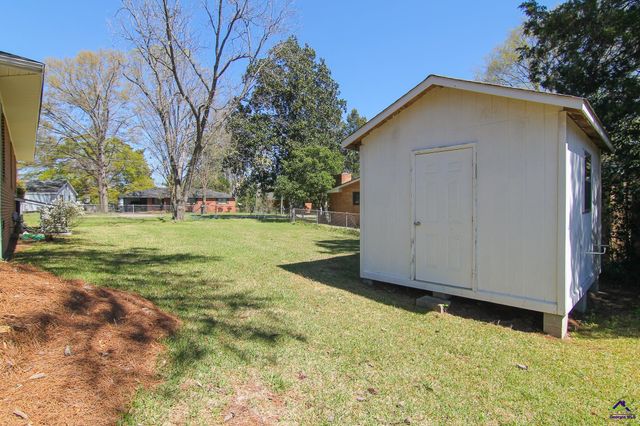 110 Springdale Drive, Warner Robins, GA 31088