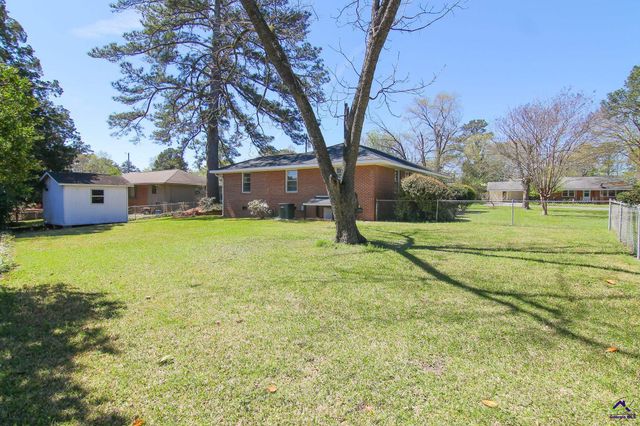 110 Springdale Drive, Warner Robins, GA 31088