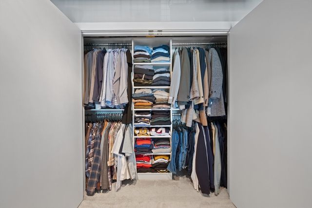 950 Broadway 27, Chelsea, MA 02150