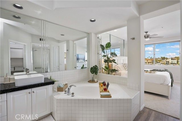 4165 Warner Avenue 202, Huntington Beach, CA 92649