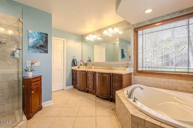 4000 Woodland Park Drive, Hillsborough, NC 27278