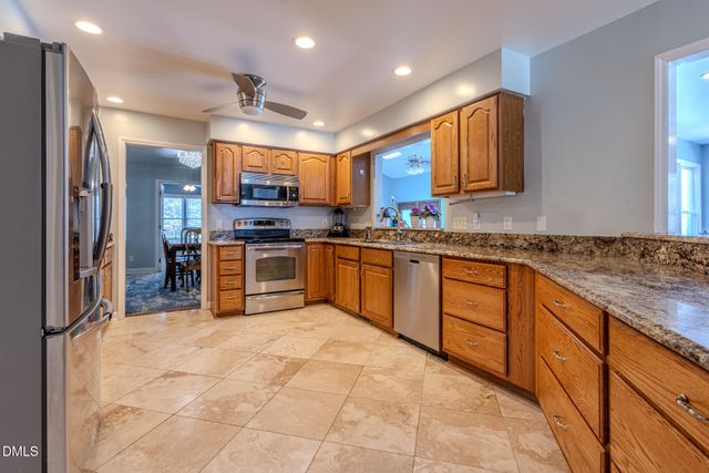 4000 Woodland Park Drive, Hillsborough, NC 27278