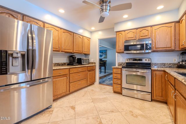 4000 Woodland Park Drive, Hillsborough, NC 27278