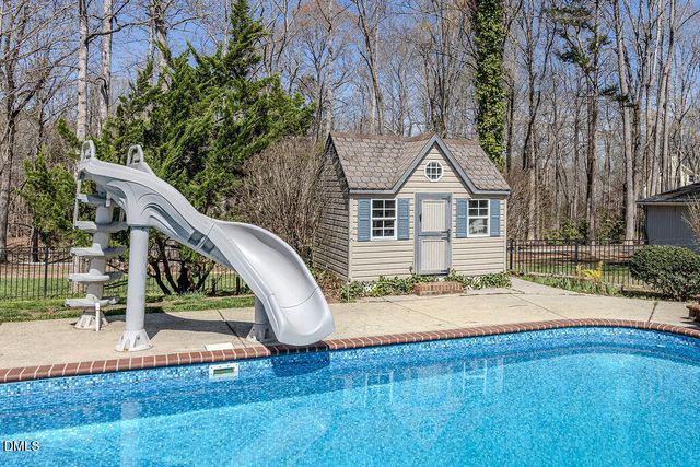 4000 Woodland Park Drive, Hillsborough, NC 27278