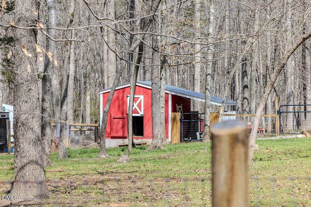 4000 Woodland Park Drive, Hillsborough, NC 27278