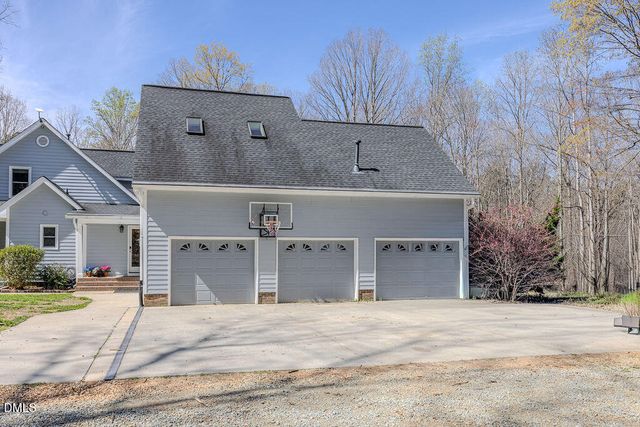 4000 Woodland Park Drive, Hillsborough, NC 27278