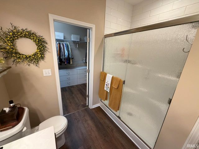 8242 Edenton Drive, Evansville, IN 47715