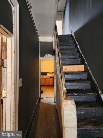 2702 RIDGE AVE, Philadelphia, PA 19121