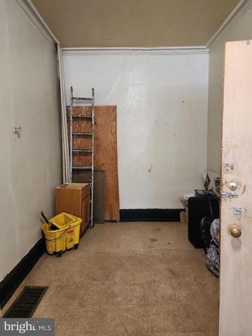 2702 RIDGE AVE, Philadelphia, PA 19121