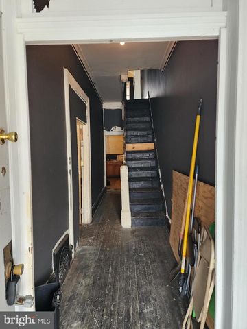 2702 RIDGE AVE, Philadelphia, PA 19121