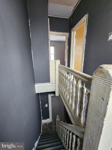 2702 RIDGE AVE, Philadelphia, PA 19121