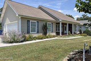 618 Laurie Leigh Ln Drive, Dandridge, TN 37725