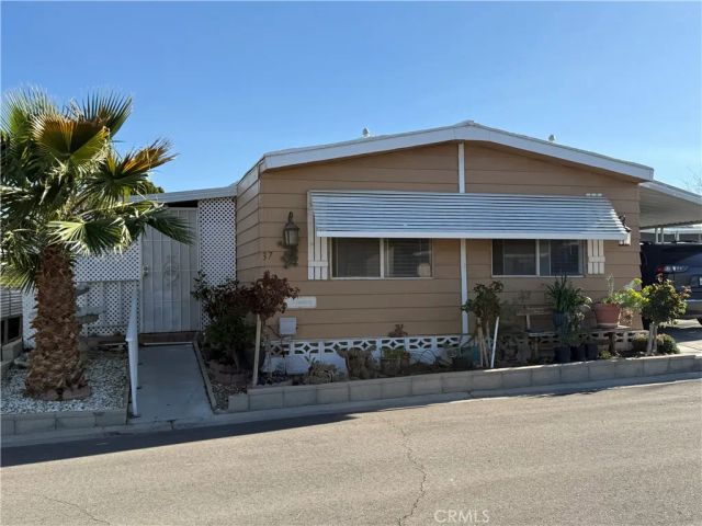 20683 Waalew B37, Apple Valley, CA 92307