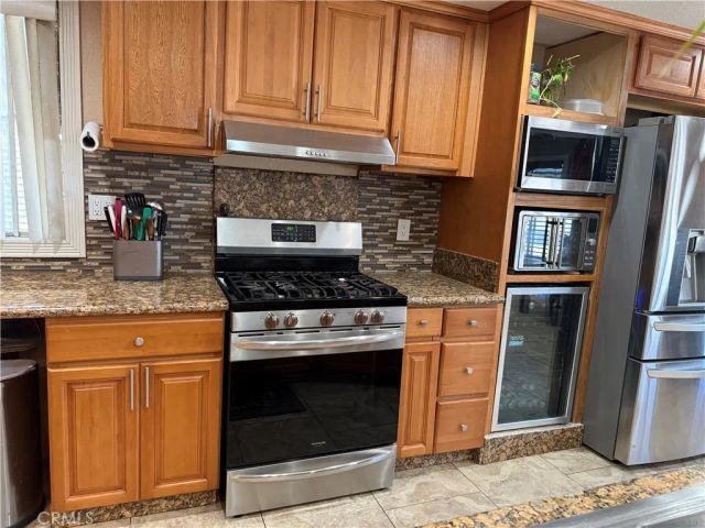 20683 Waalew B37, Apple Valley, CA 92307