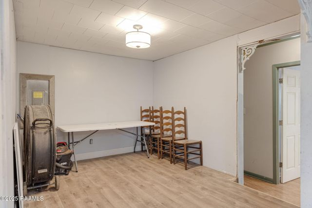 111 Maple Street, New Iberia, LA 70560