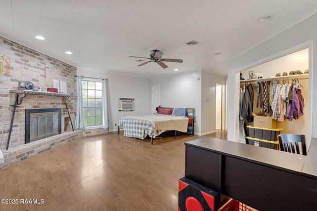 111 Maple Street, New Iberia, LA 70560