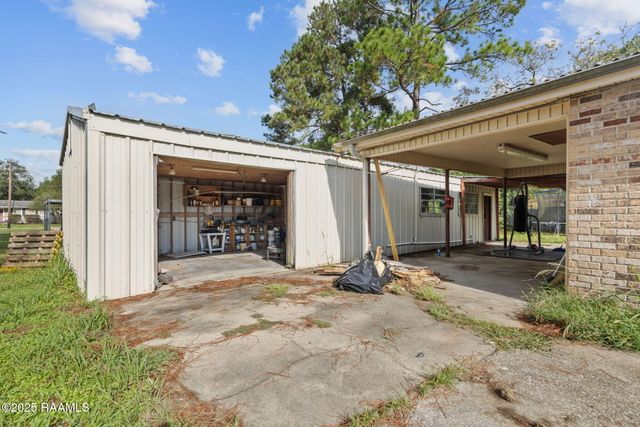 111 Maple Street, New Iberia, LA 70560