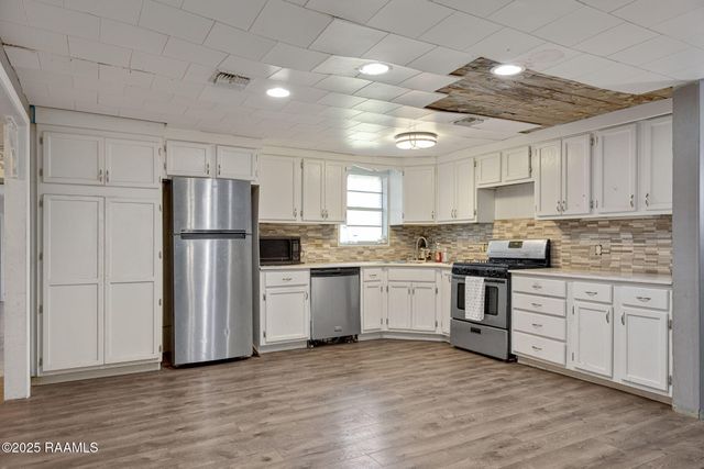 111 Maple Street, New Iberia, LA 70560