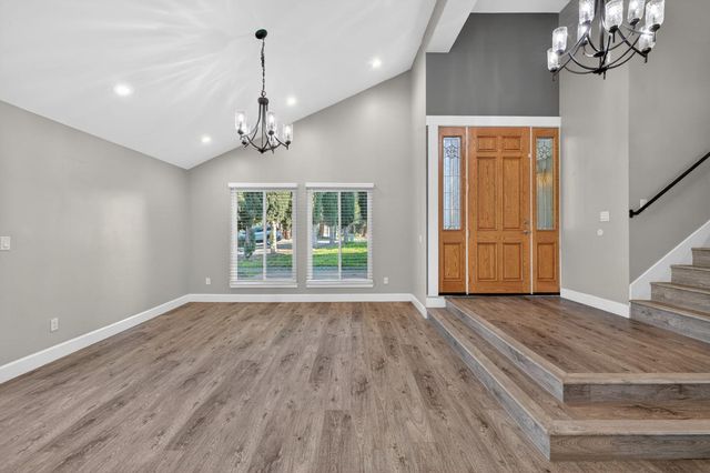 7001 Jenner Ct, Citrus Heights, CA 95610