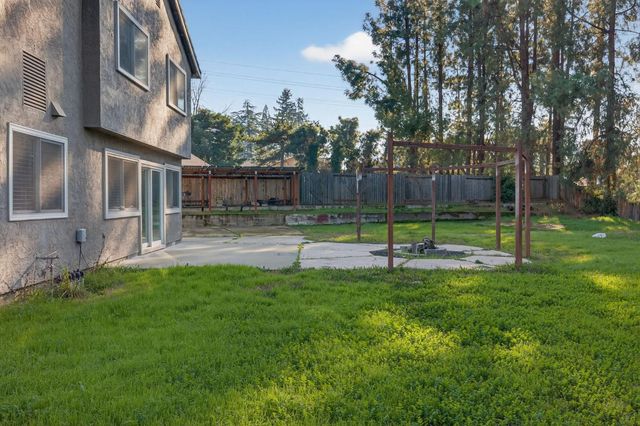 7001 Jenner Ct, Citrus Heights, CA 95610