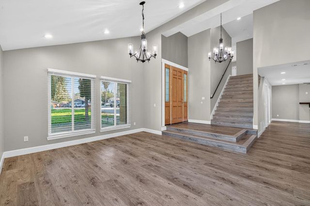 7001 Jenner Ct, Citrus Heights, CA 95610