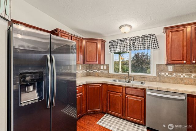 405 Bryden Avenue, Centralia, WA 98531