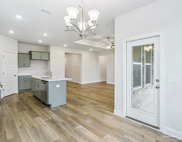 2787 Avalon St, Cantonment, FL 32533