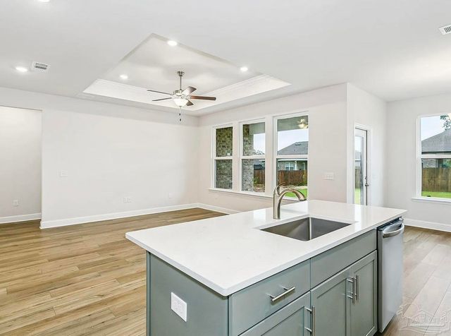 2787 Avalon St, Cantonment, FL 32533