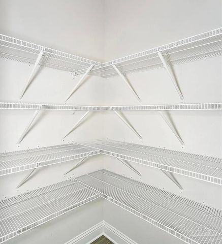 2787 Avalon St, Cantonment, FL 32533