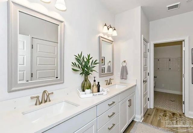 2787 Avalon St, Cantonment, FL 32533