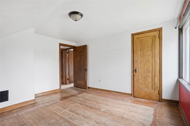 328 Park Dr, Canonsburg, PA 15317