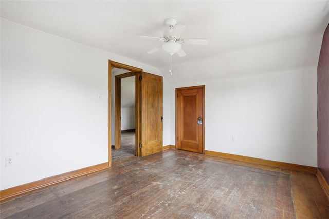 328 Park Dr, Canonsburg, PA 15317