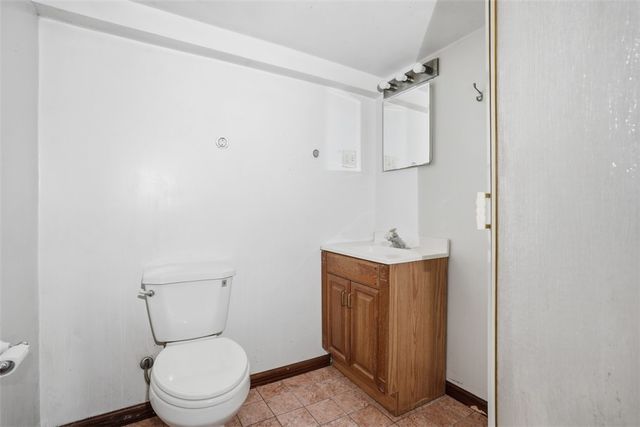 328 Park Dr, Canonsburg, PA 15317