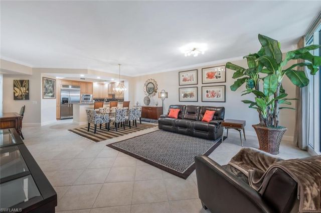 23850 Via Italia CIR 204, Estero, FL 34134