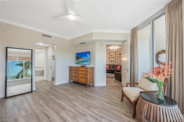 23850 Via Italia CIR 204, Estero, FL 34134