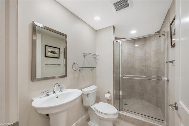23850 Via Italia CIR 204, Estero, FL 34134