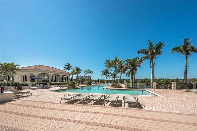 23850 Via Italia CIR 204, Estero, FL 34134