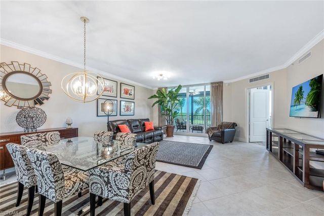 23850 Via Italia CIR 204, Estero, FL 34134