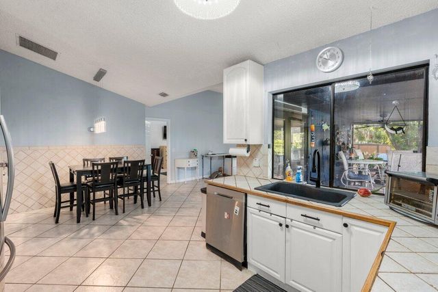 2997 SW Collings Drive, Port St Lucie, FL 34953