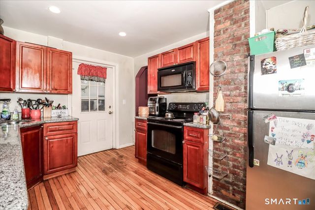 30 Lenox Avenue, Stamford, CT 06906