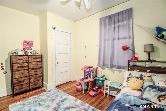 30 Lenox Avenue, Stamford, CT 06906