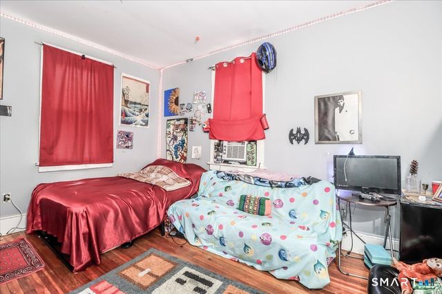 30 Lenox Avenue, Stamford, CT 06906