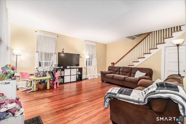 30 Lenox Avenue, Stamford, CT 06906