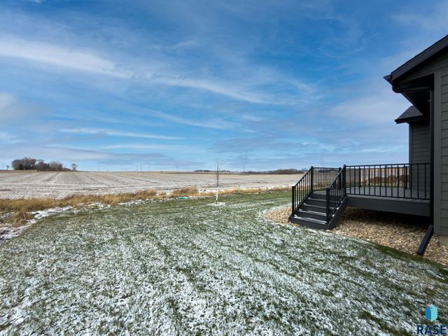 2822 E Hazelnut St Street, Brandon, SD 57005