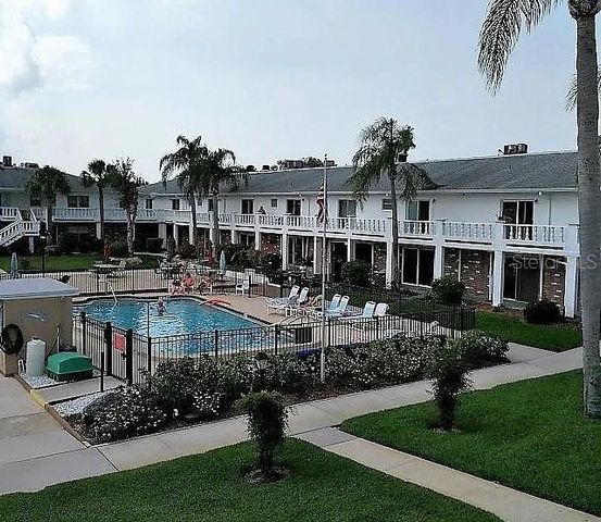 4744 AZALEA DRIVE 204, New Port Richey, FL 34652