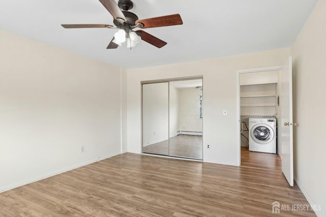 324 Cricket Lane, Woodbridge Proper, NJ 07095