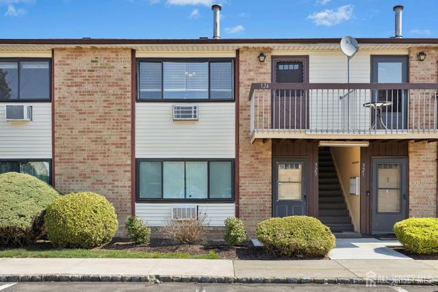 324 Cricket Lane, Woodbridge Proper, NJ 07095