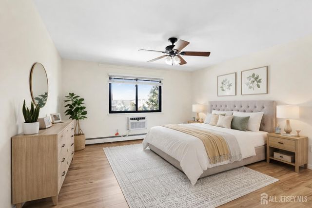 324 Cricket Lane, Woodbridge Proper, NJ 07095